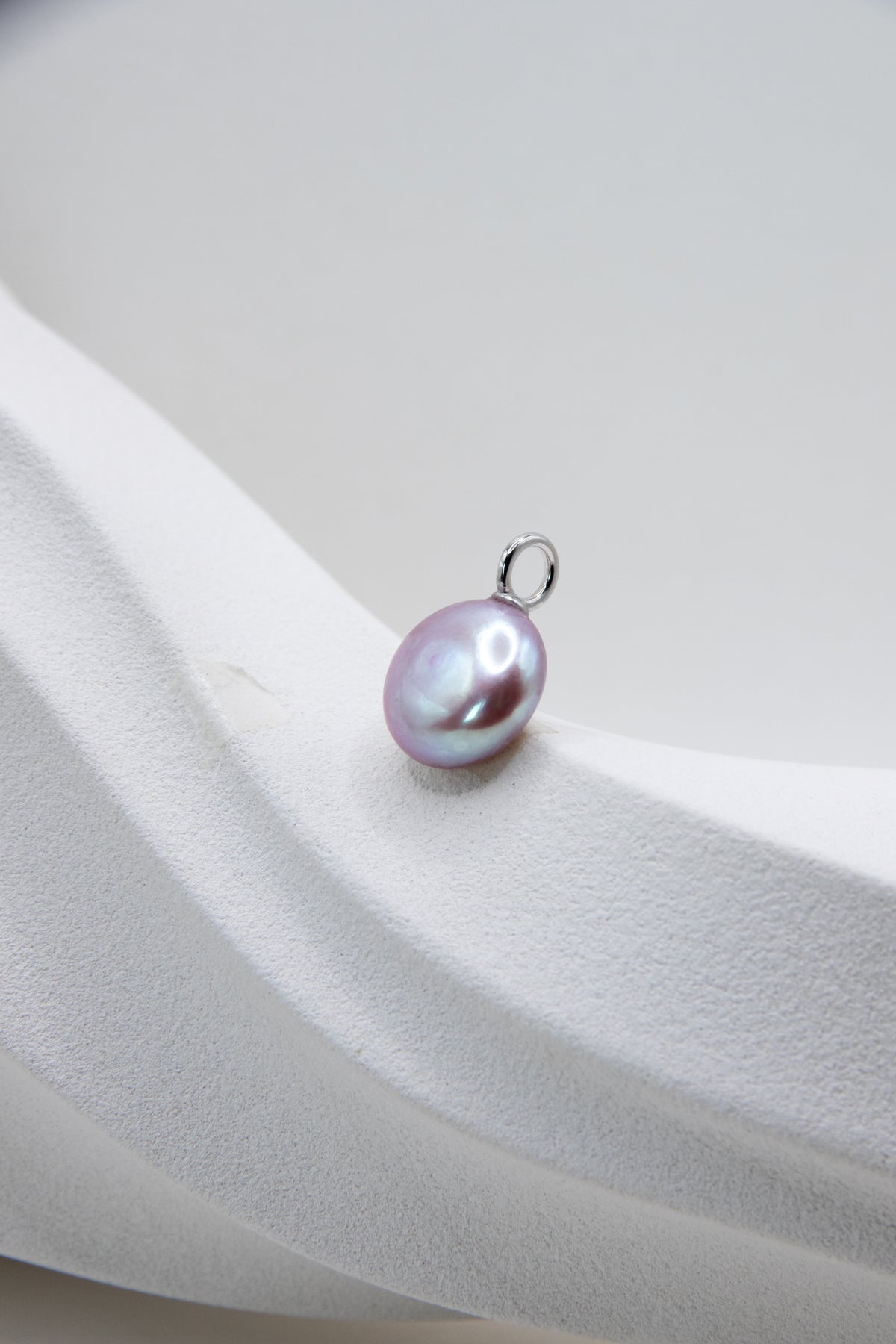 Excellent Metallic silver lavender