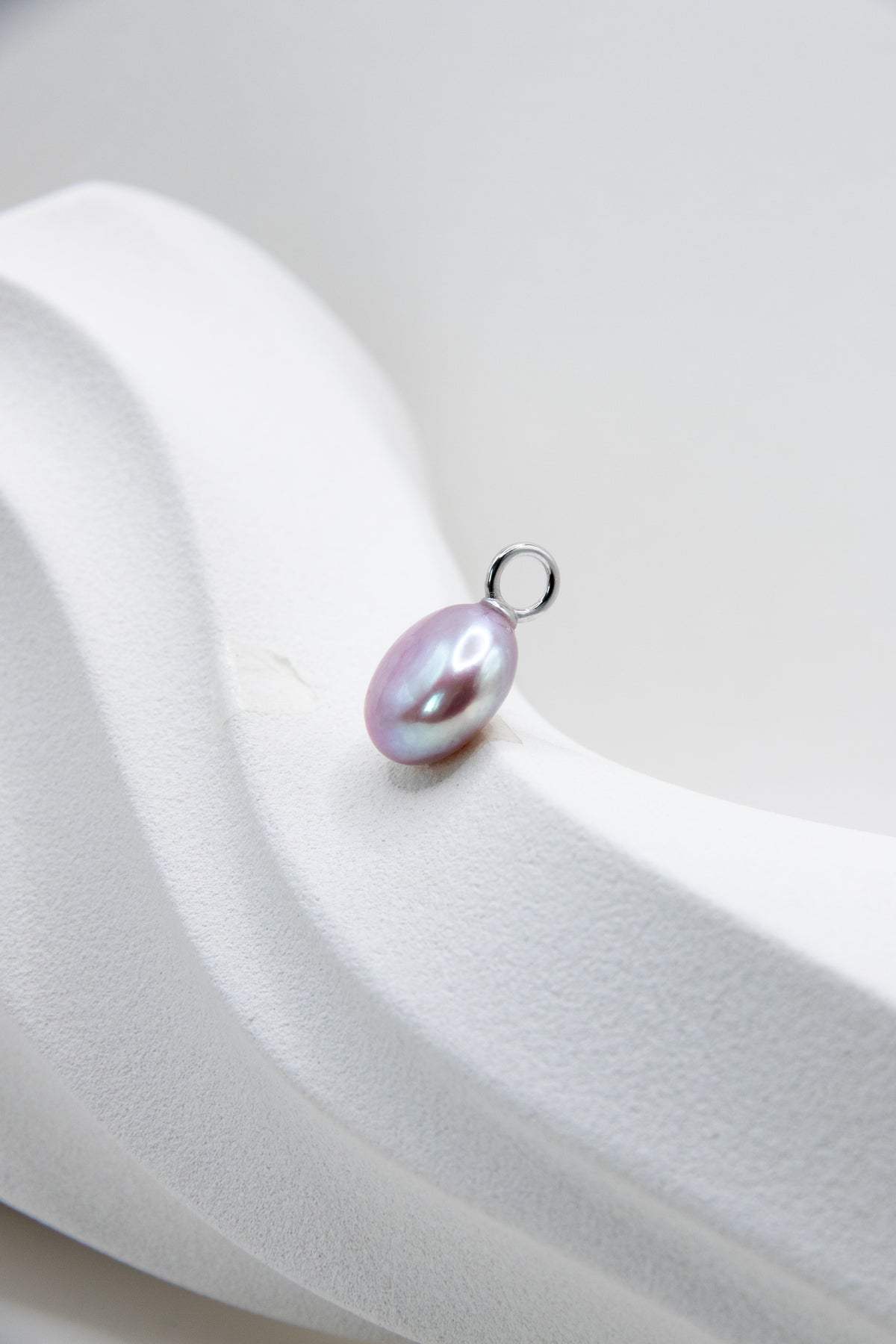 Excellent Metallic silver lavender