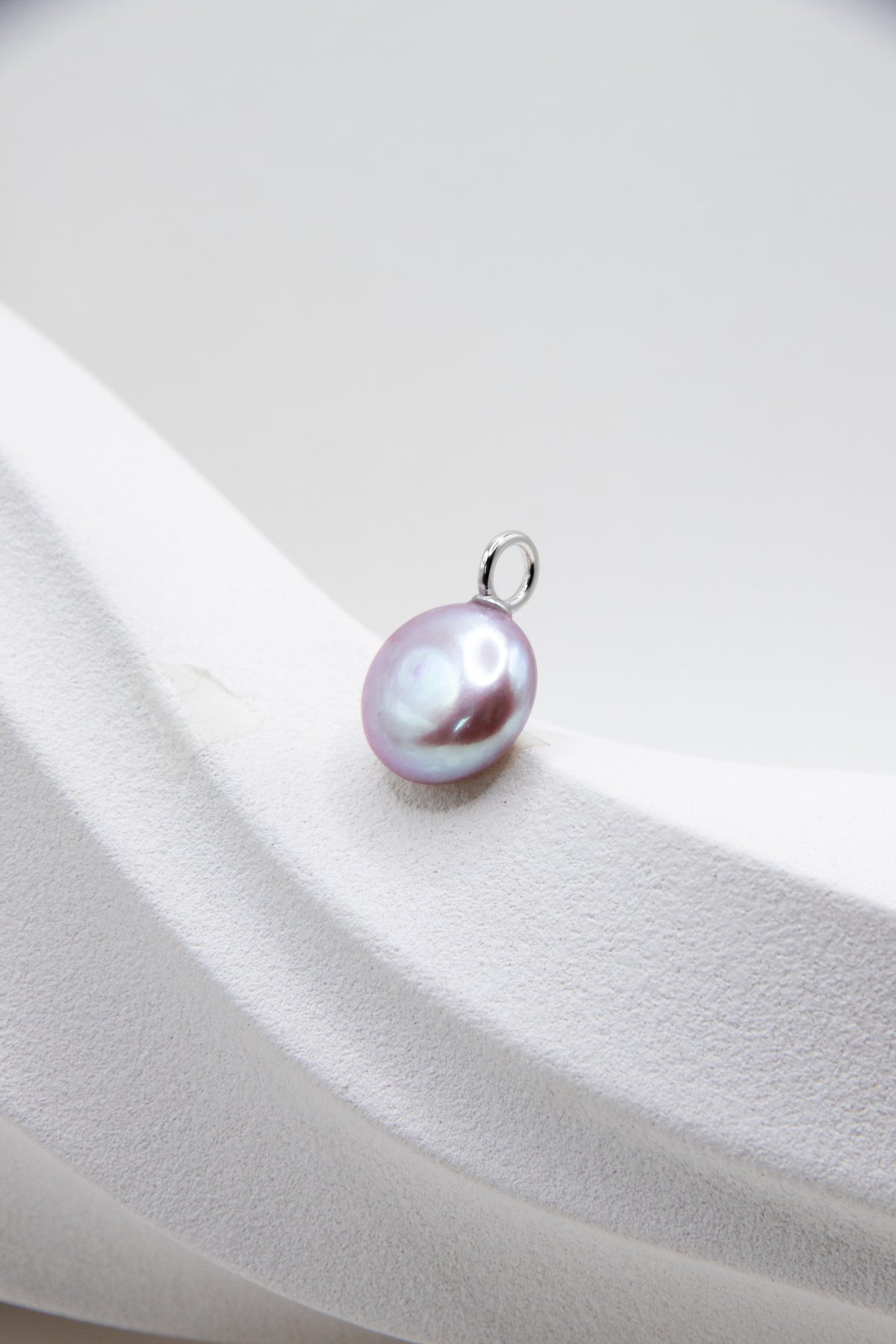 Excellent Metallic silver lavender