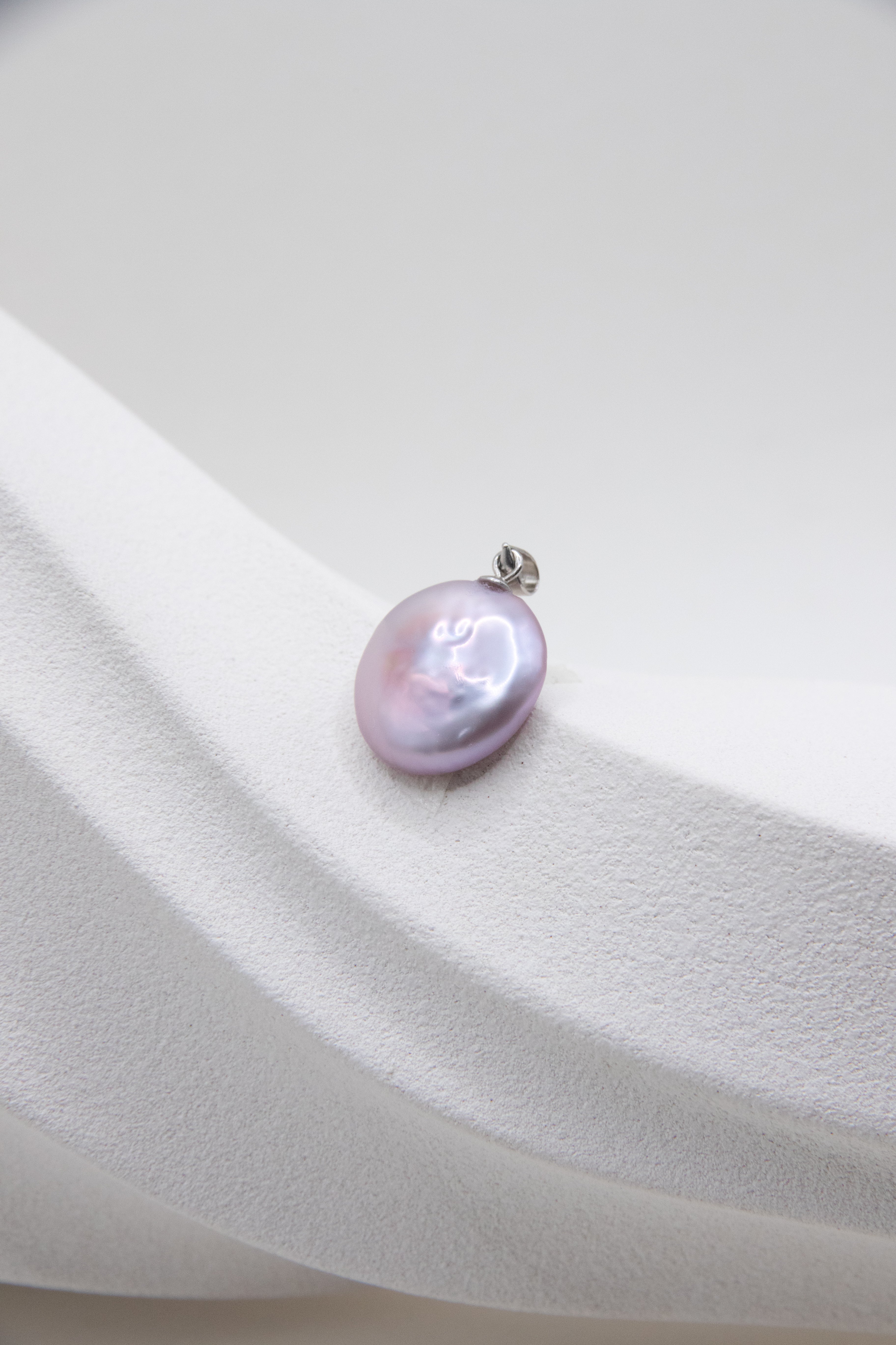 Dewy Lilac Button Pearl Pendant