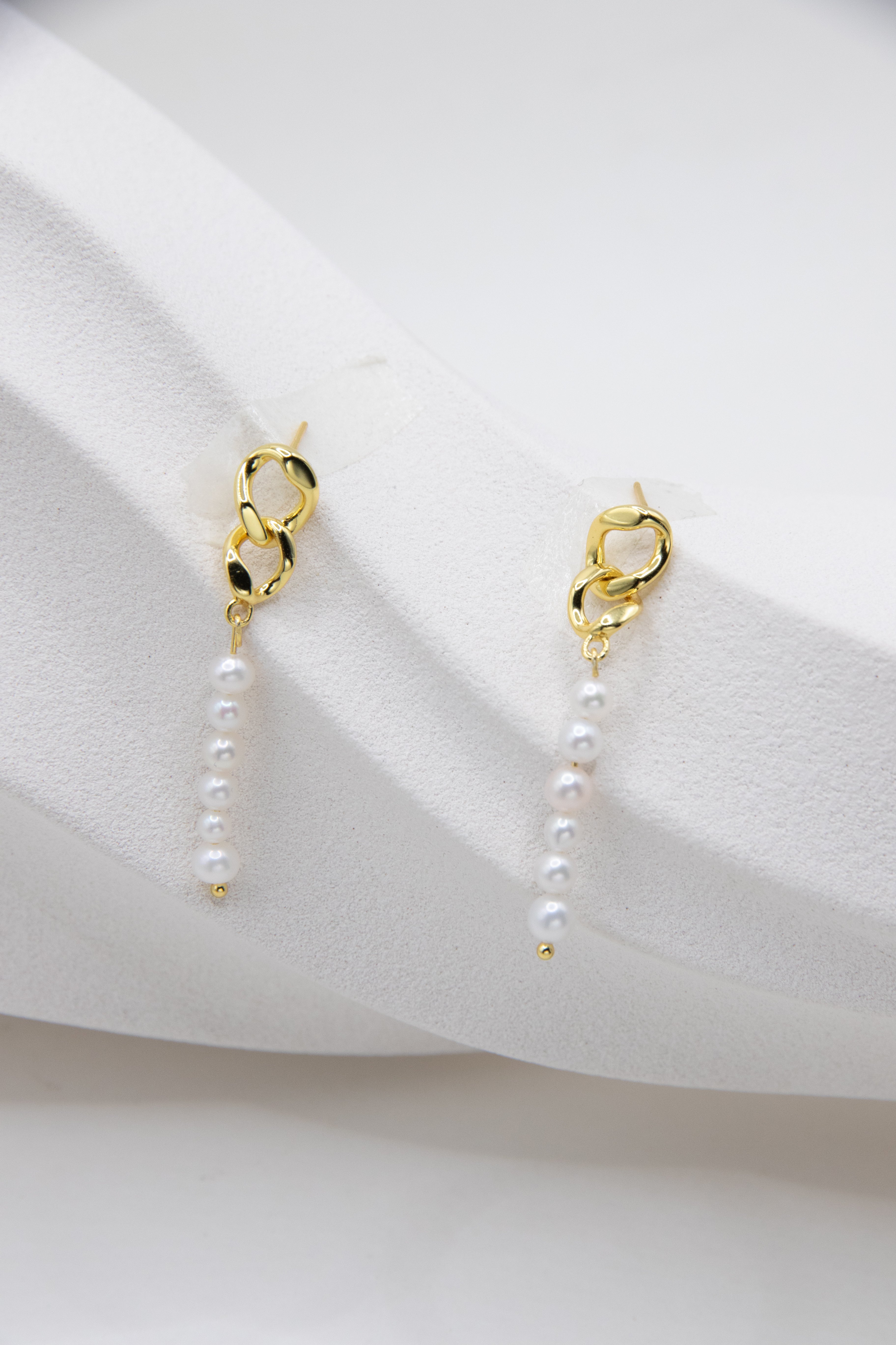 Natural White Caviar Micro Pearl Drops