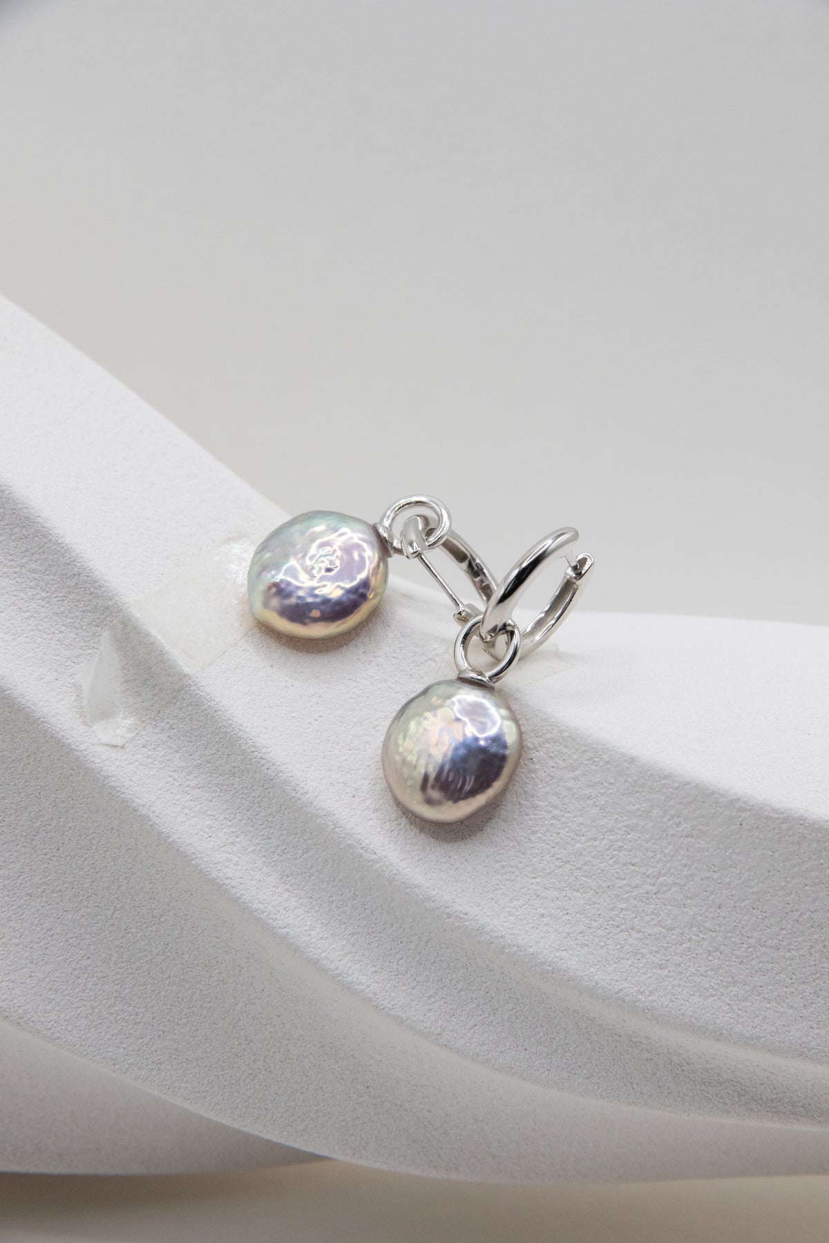 Mirror Metallic Ripple Button Earrings