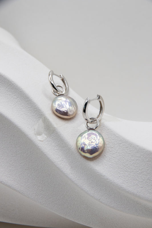 Mirror Metallic Ripple Button Earrings