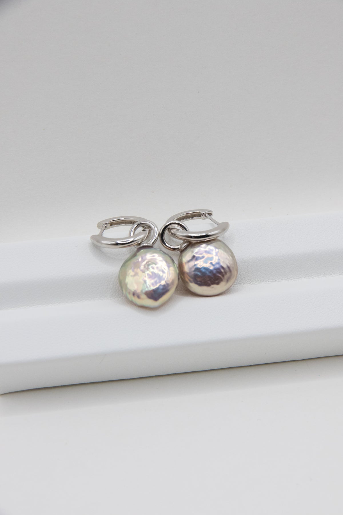 Mirror Metallic Ripple Button Earrings