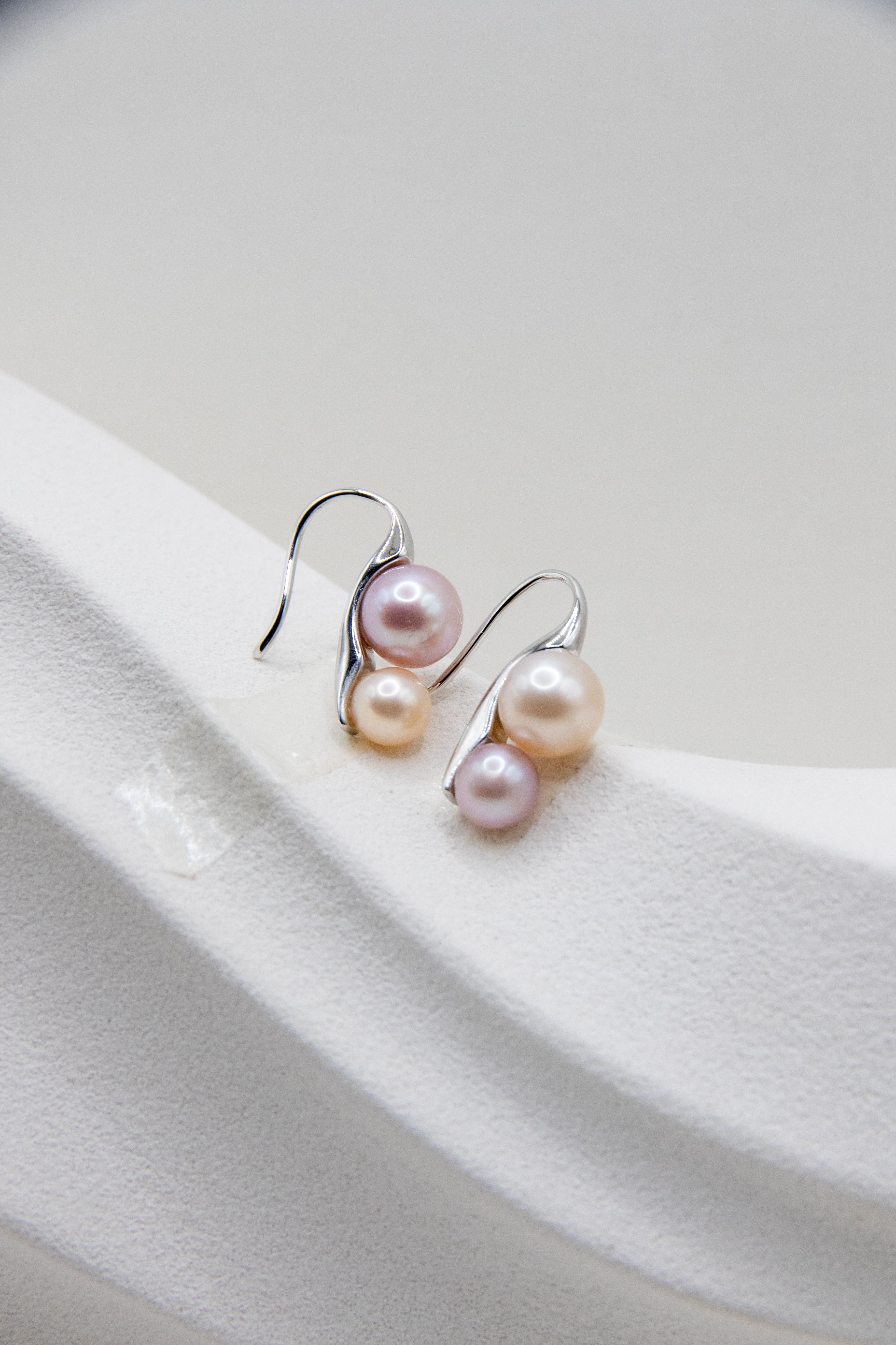 New High Heel Double Pearl Earrings