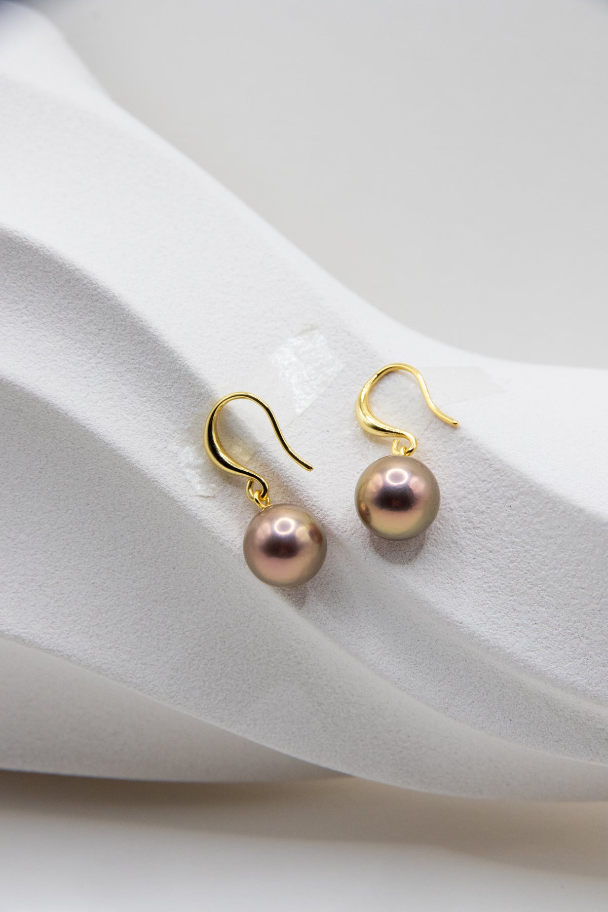 Excellent Metallic Bronze Mirror Pearl Earrings