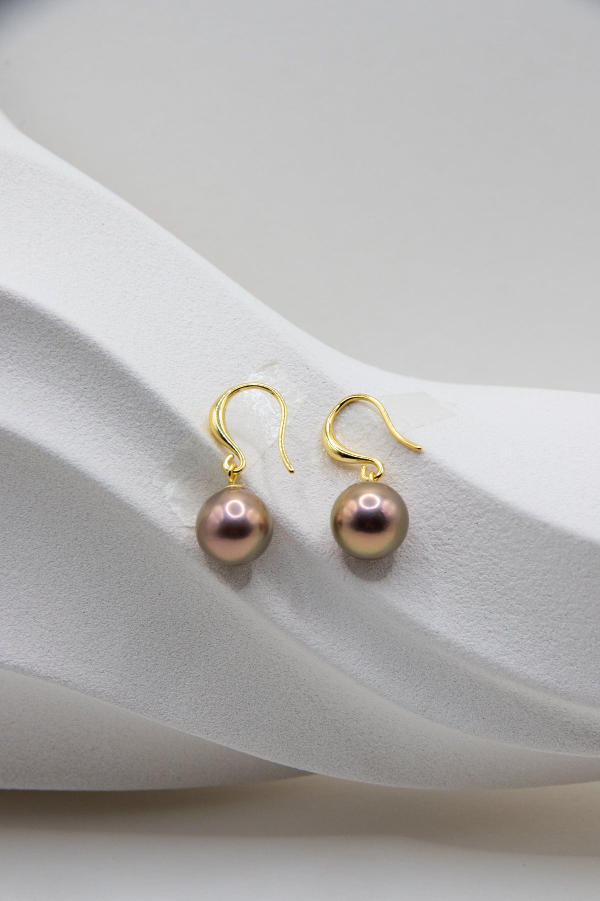 Excellent Metallic Bronze Mirror Pearl Earrings