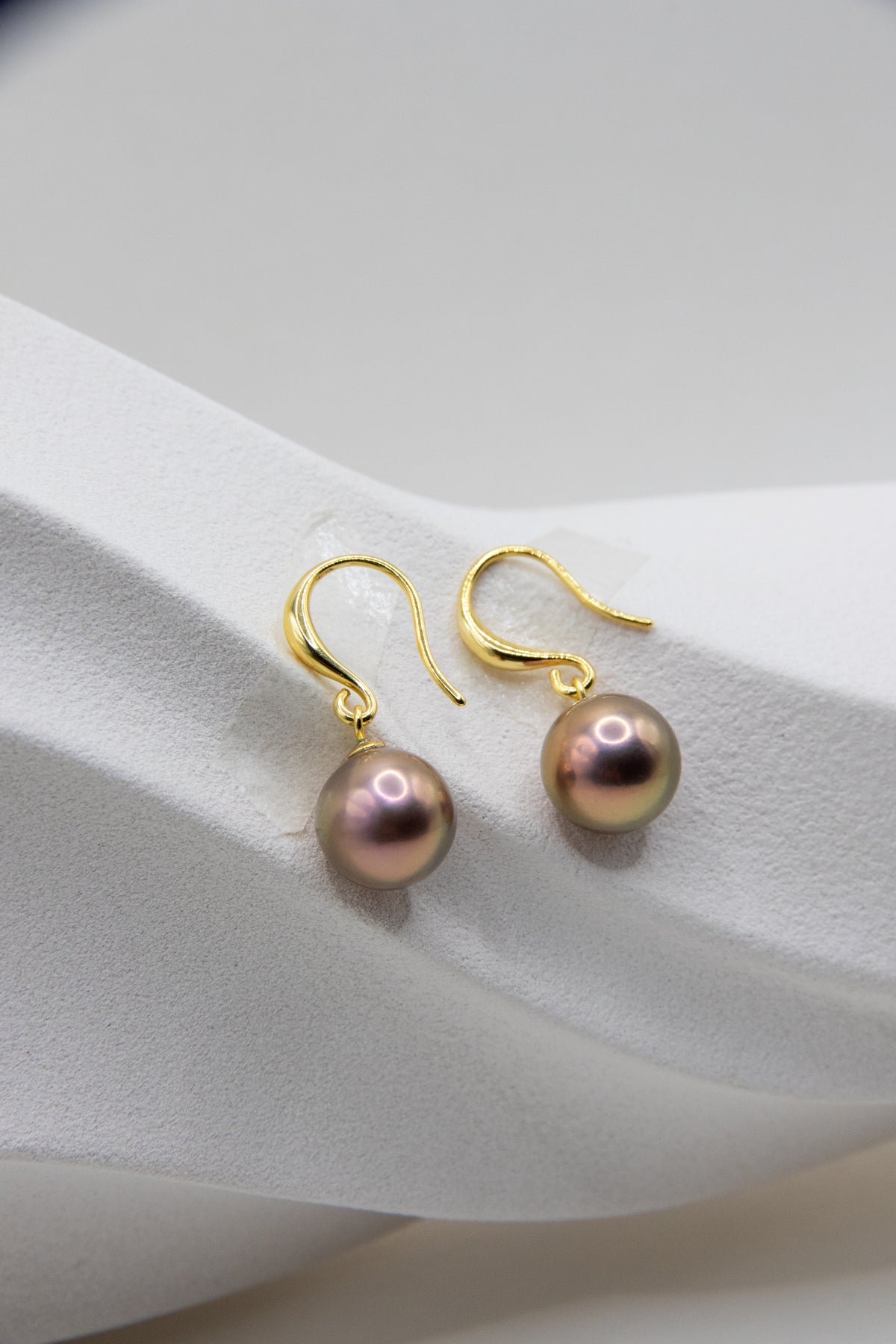 Excellent Metallic Bronze Mirror Pearl Earrings