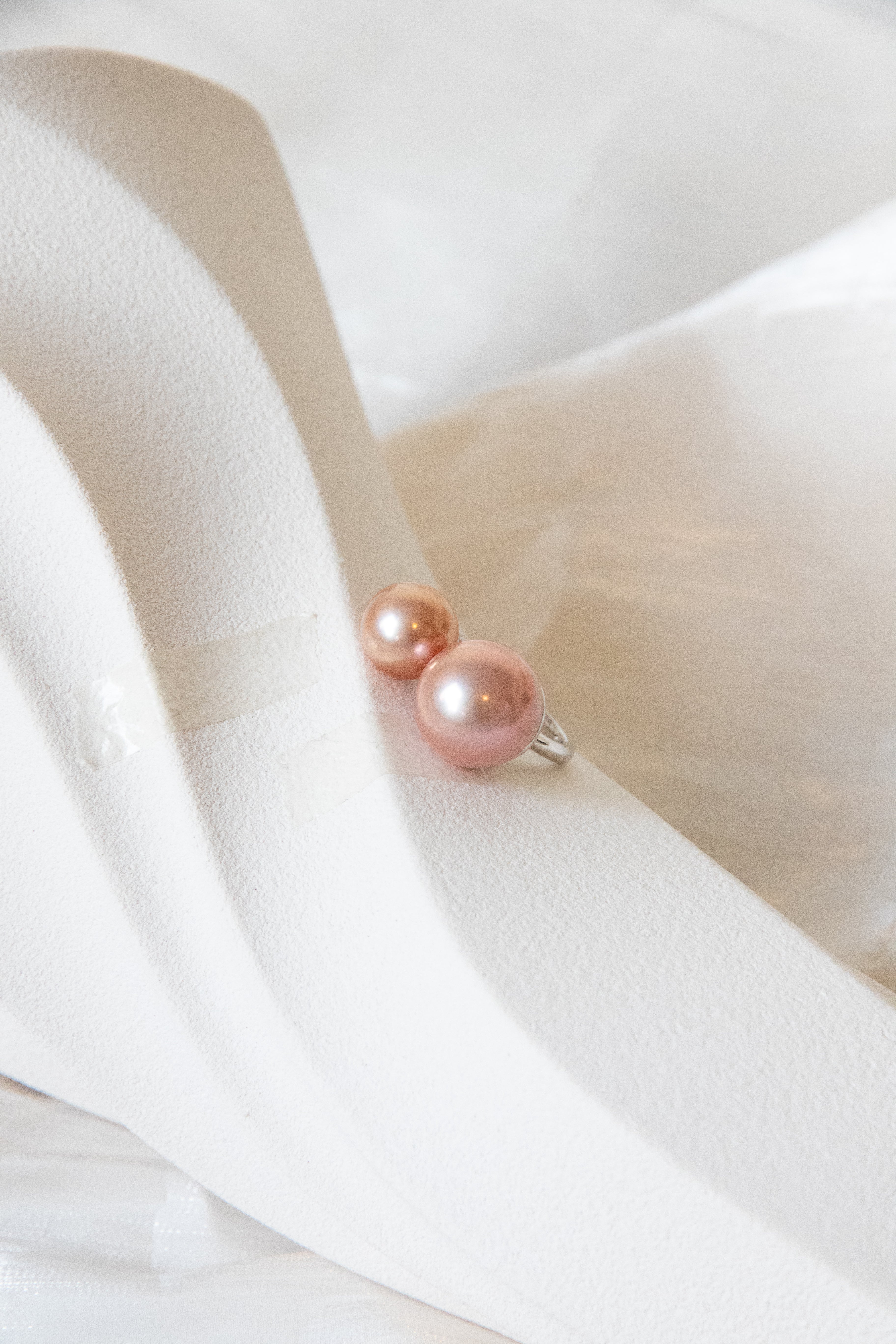 Double Rose Giant Pearls Ring