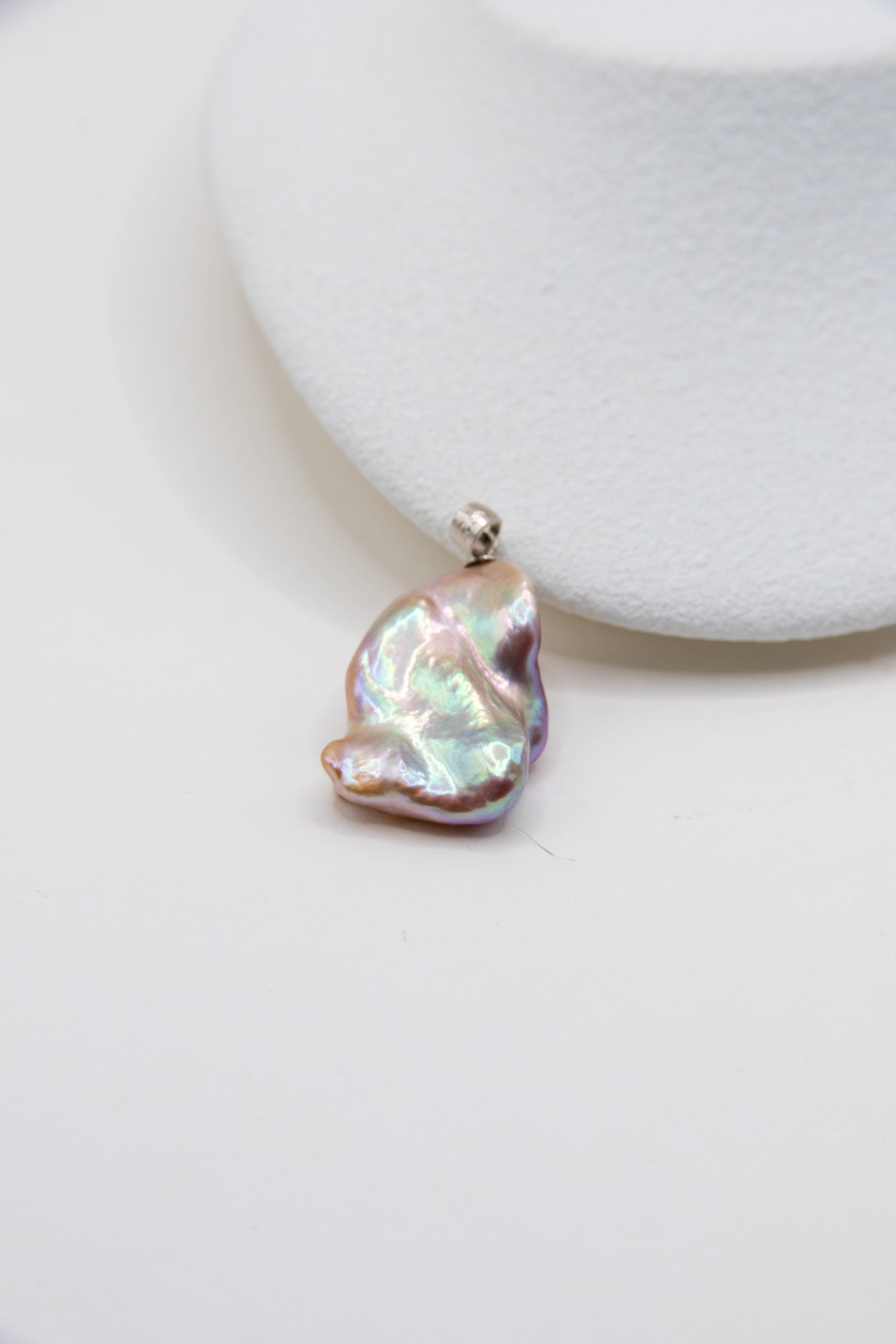 "Stone Under Lake" Seedless Baroque Pearl Pendant