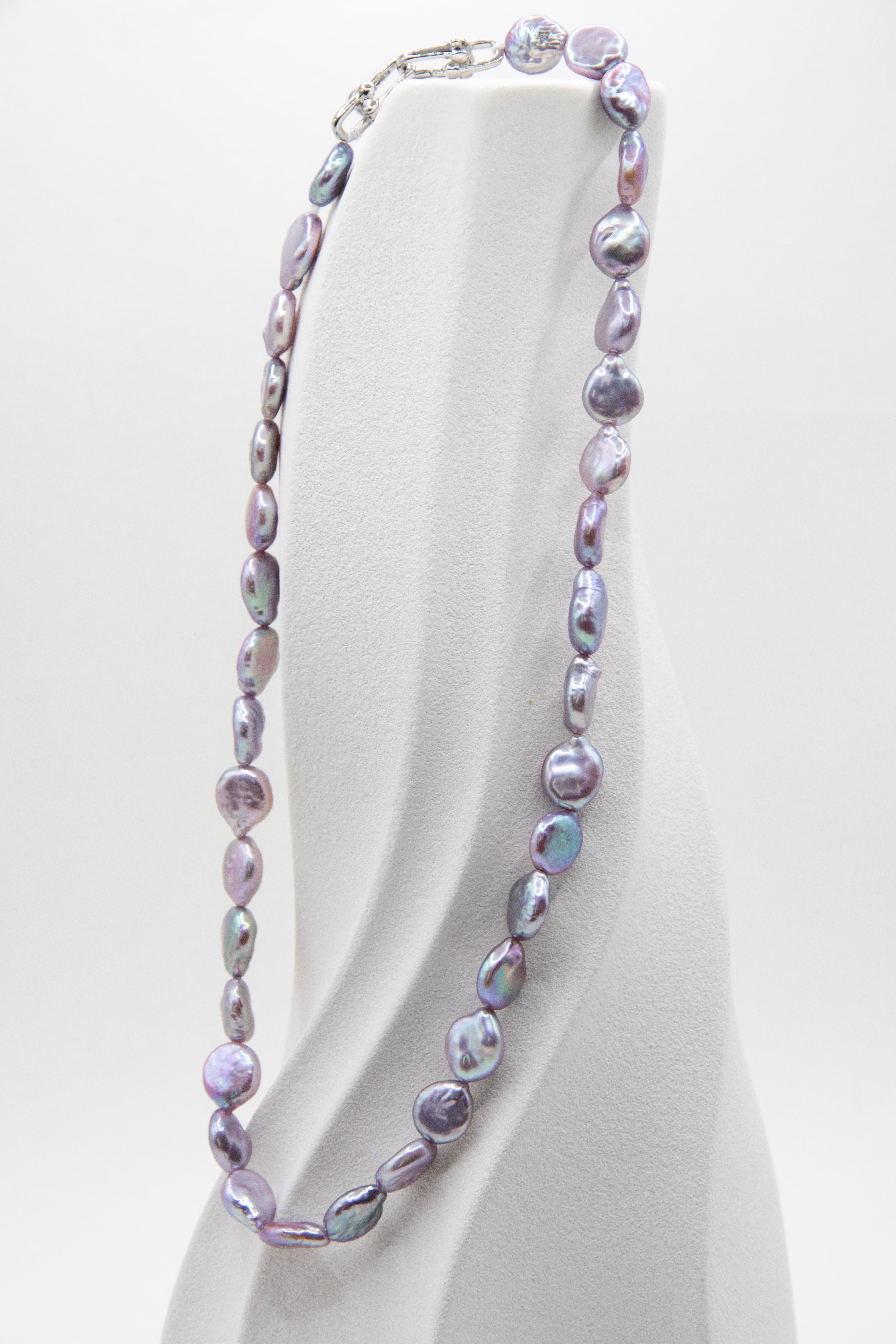 Silver toned purple blue short necklace