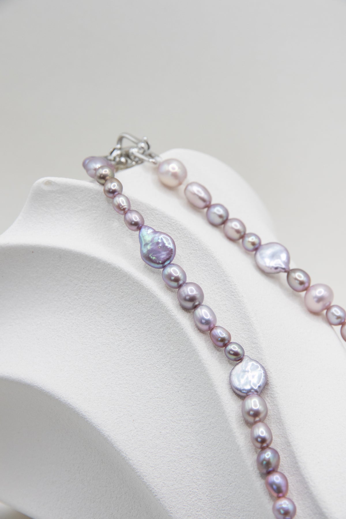 Silver-Purple Mix short necklace