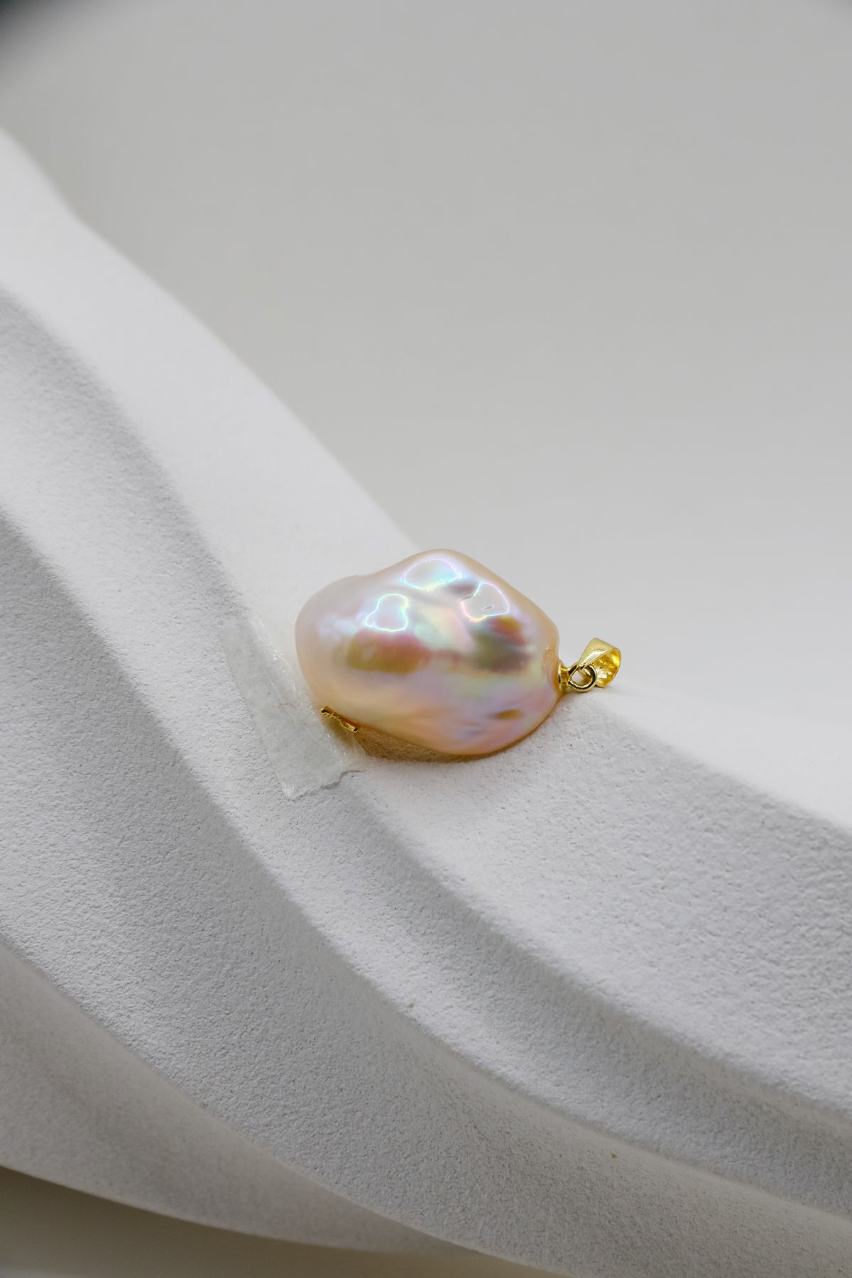 "Rainbow Champagne Jelly" Baroque Pearl Pendant
