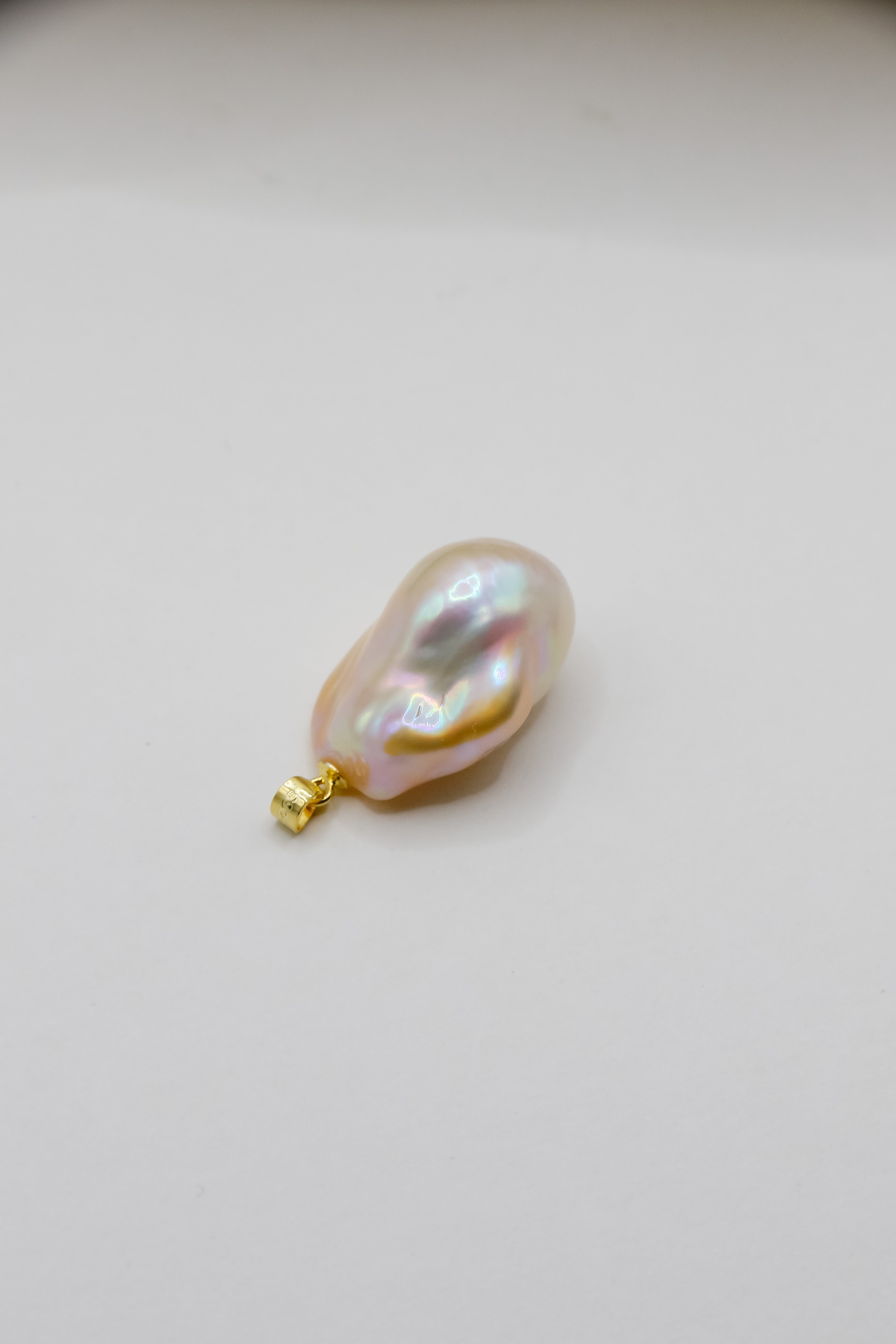 "Rainbow Champagne Jelly" Baroque Pearl Pendant