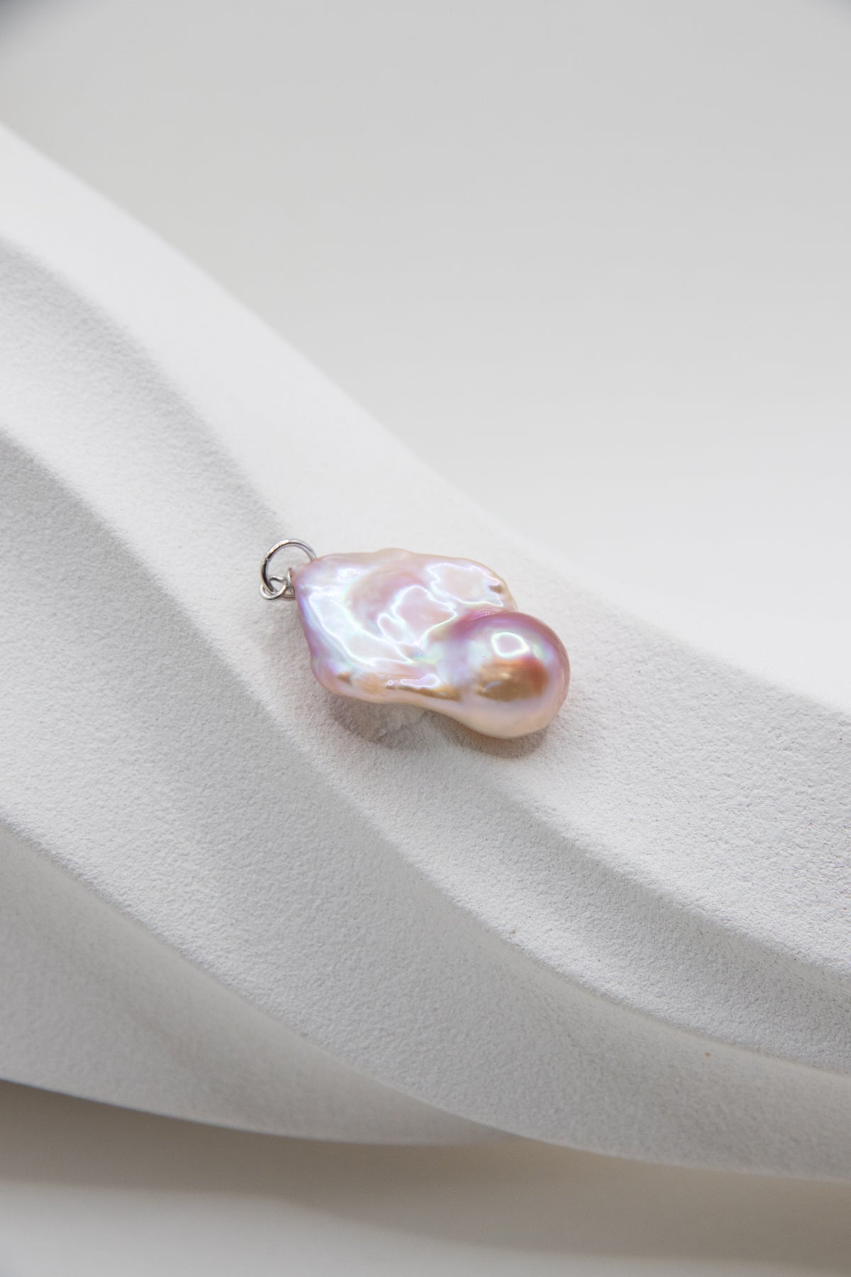 "Pink Wing" Medium Baroque Pendant