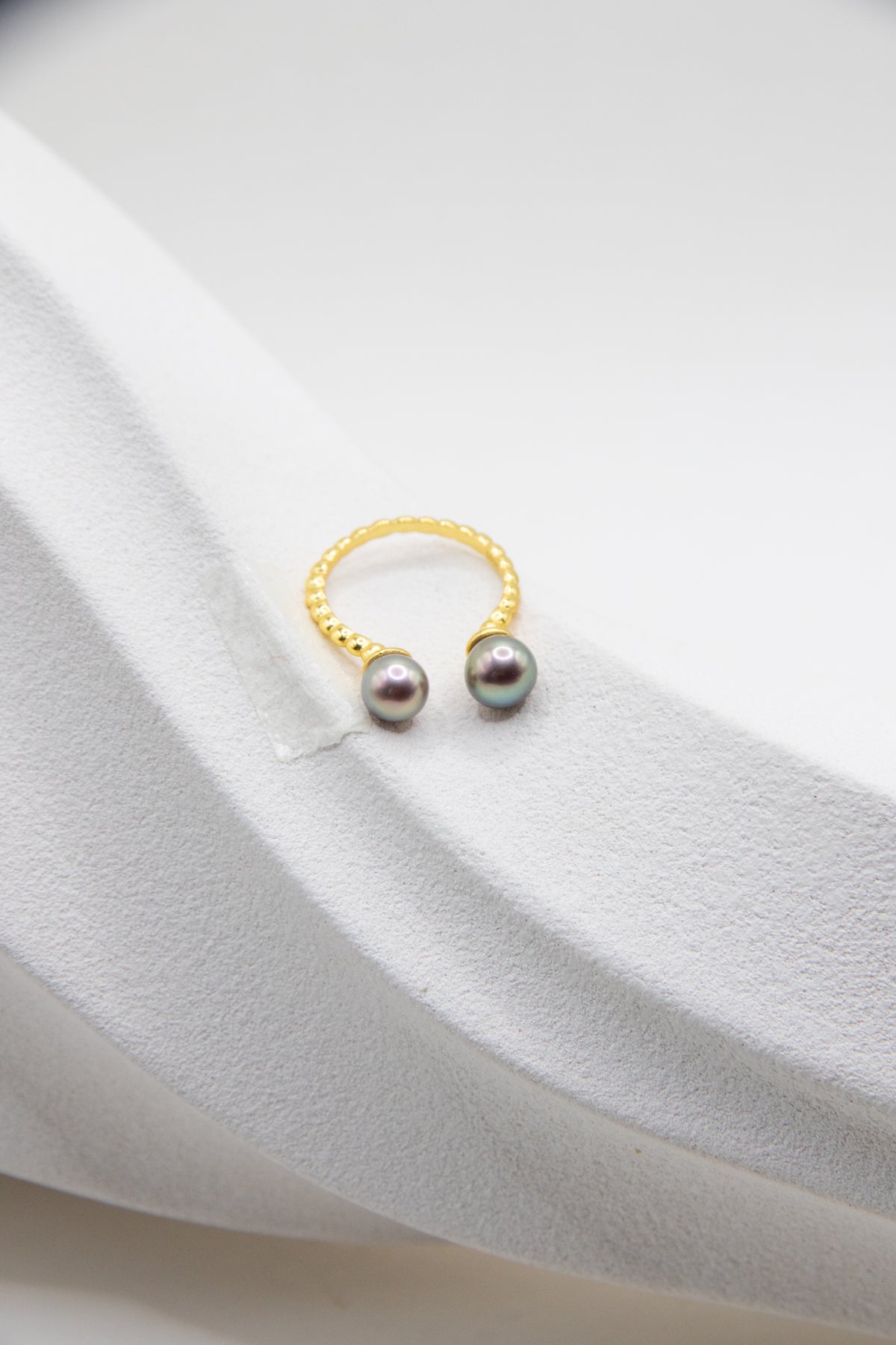 Excellent Level Rice Pearl Double Ring – Olive Green