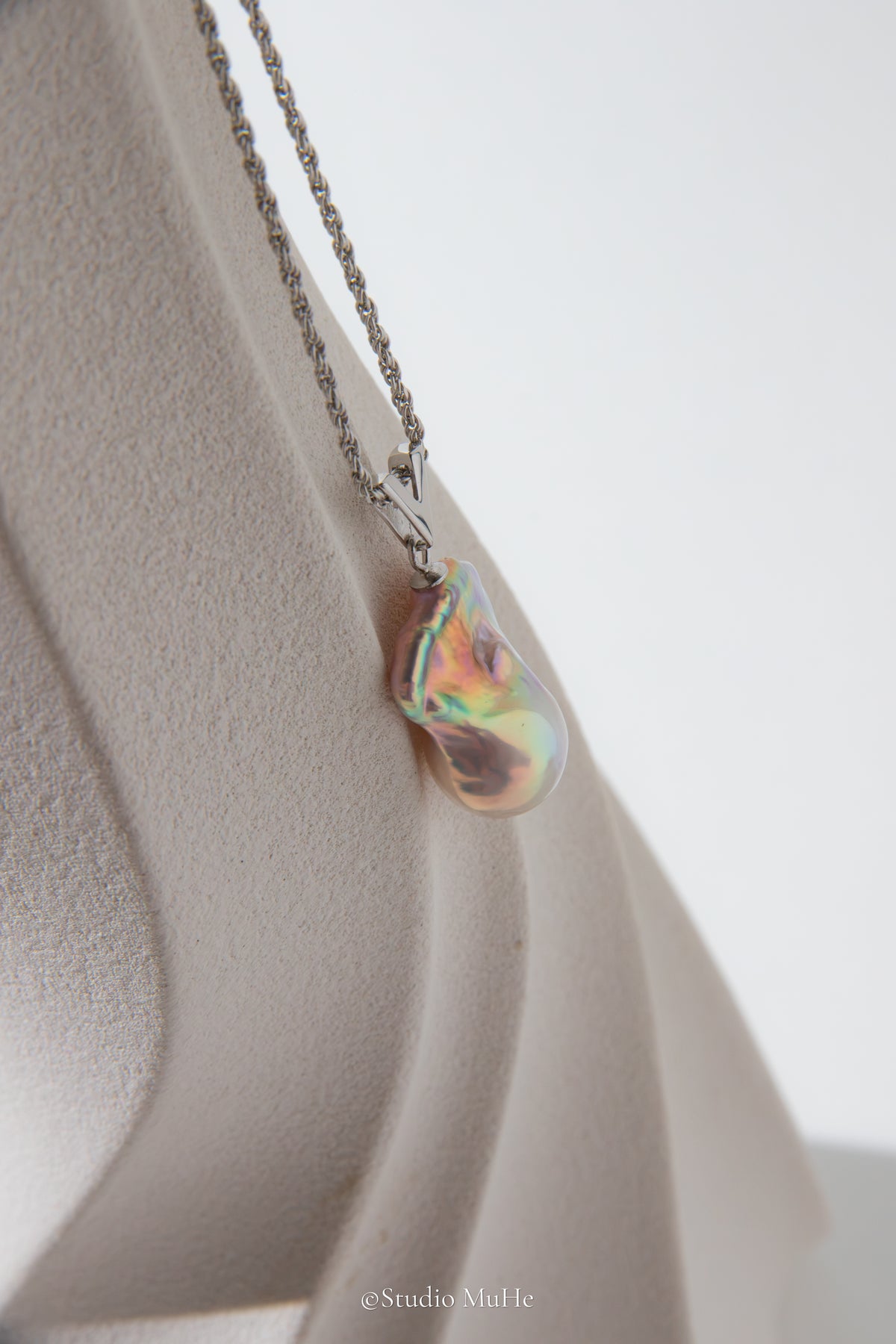 Fairy Light — Natural Pink-Green Baroque Freshwater Pearl Pendant Necklace