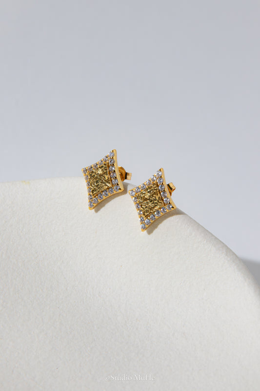 Starlight Geometry — 18k Gold-Plated Geometric CZ Stud Earrings