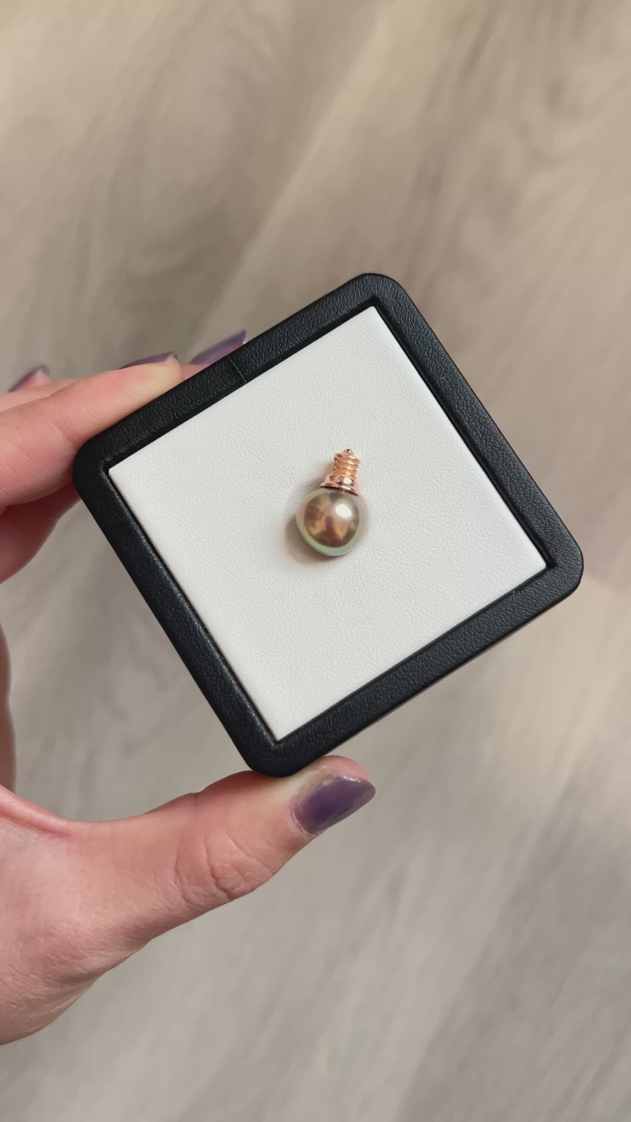 Rosegold bulb- Unique baroque pearl pendant in metallic olive green.