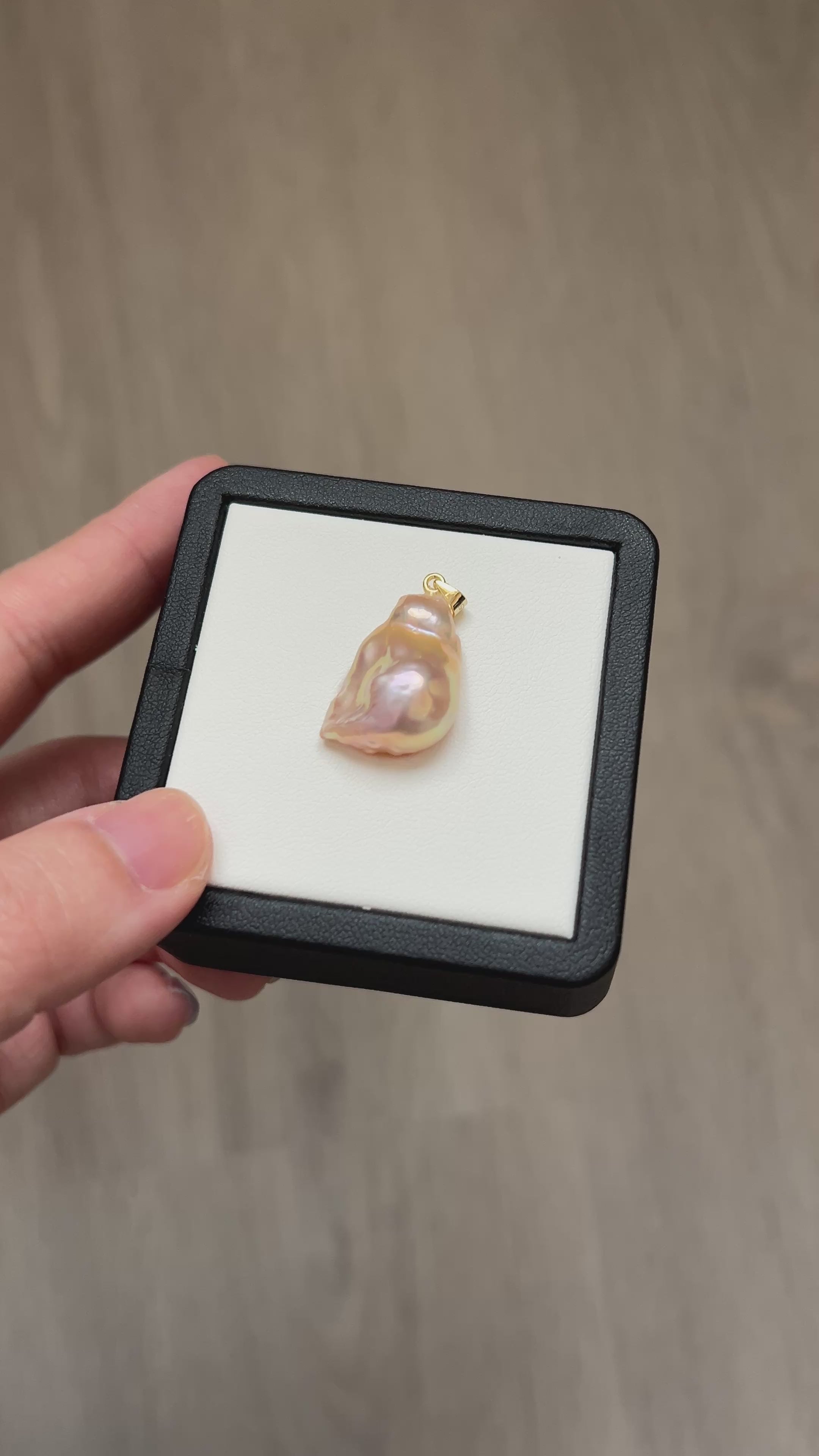 Vivid shiny golden pearl-Long triangle