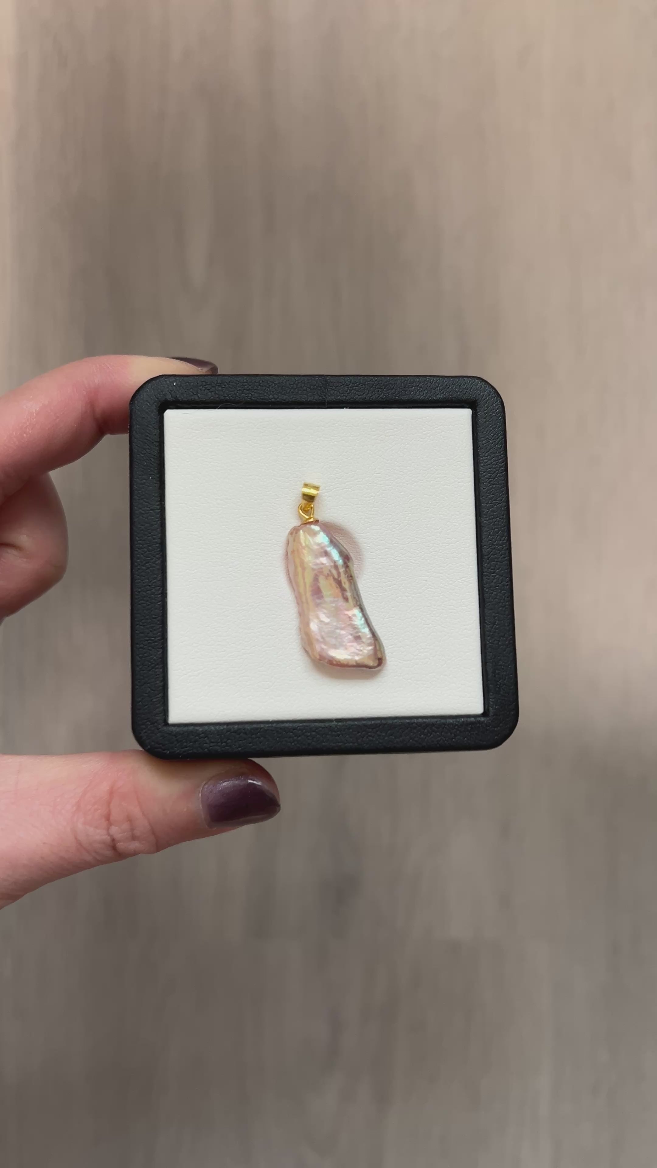 Golden PiPa Pearl Pendant – Large Metallic Seedless Baroque Pearl