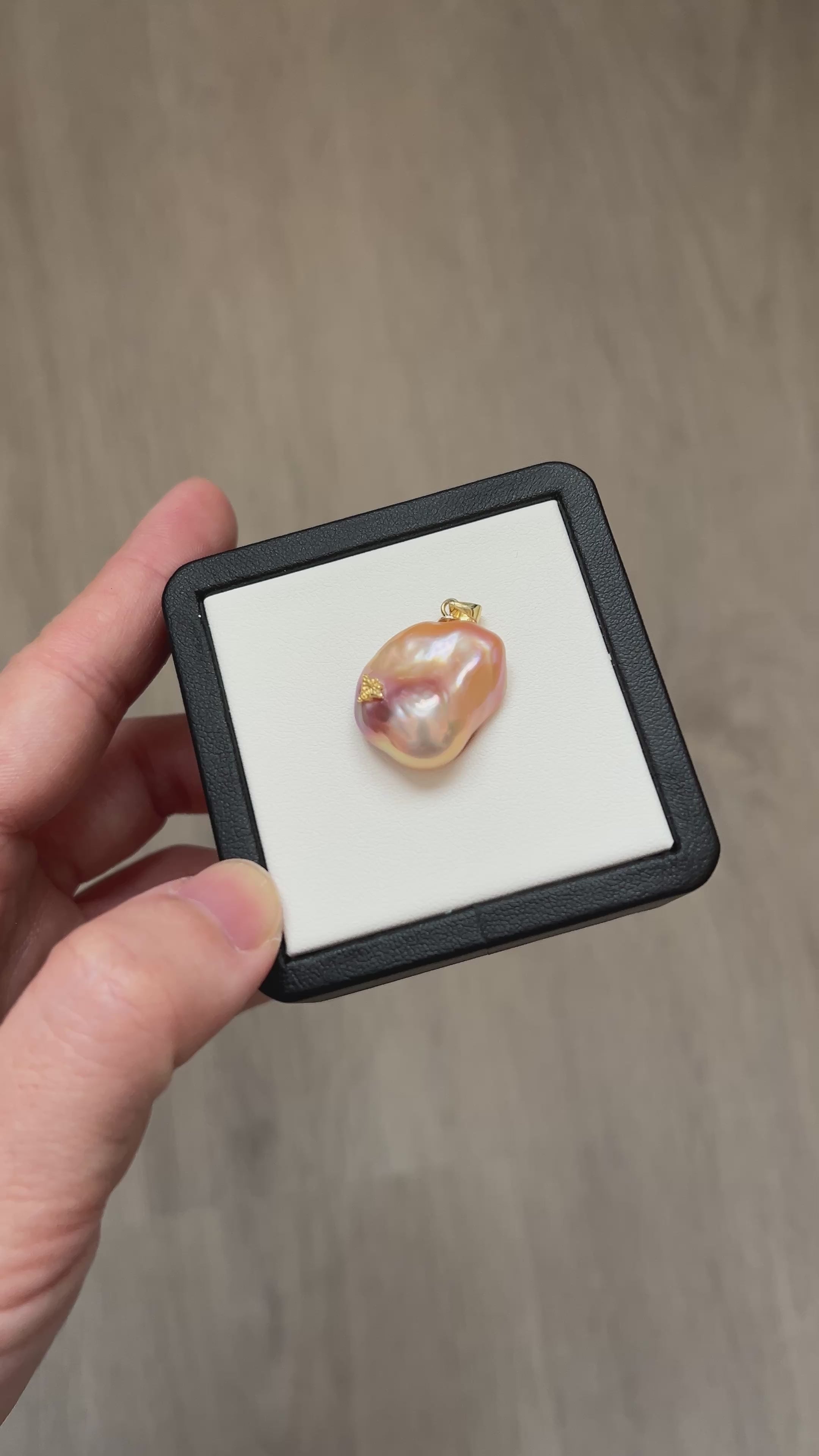 Golden fish beautiful rainbow luster baroque pearl