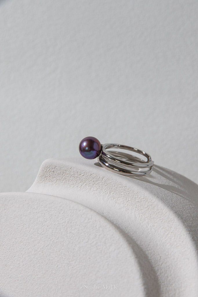 Pure Confidence — Intense Natural Purple Freshwater Pearl Ring