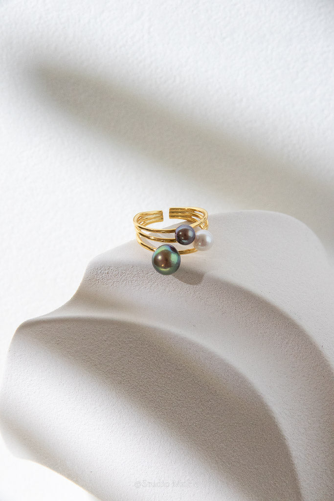 Full of Character — Purple-Green Freshwater Pearl Trio Ring