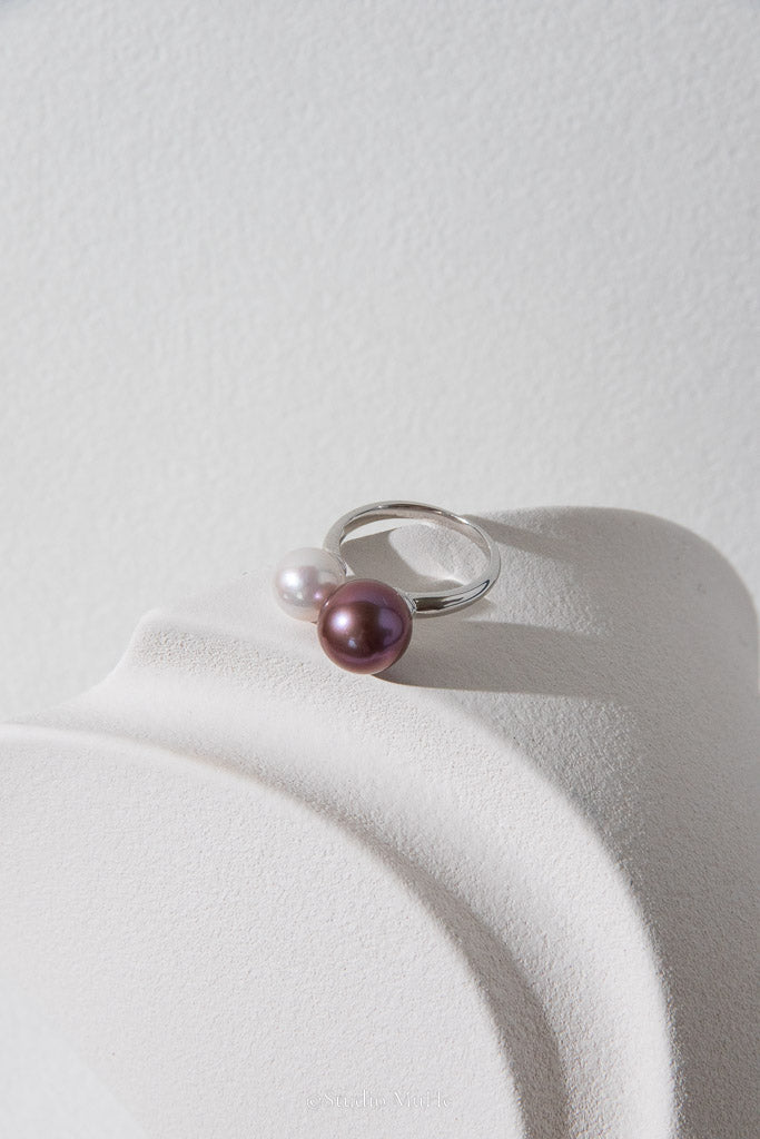 Quiet Confidence — Purple-Brown & White Freshwater Pearl Duo Ring
