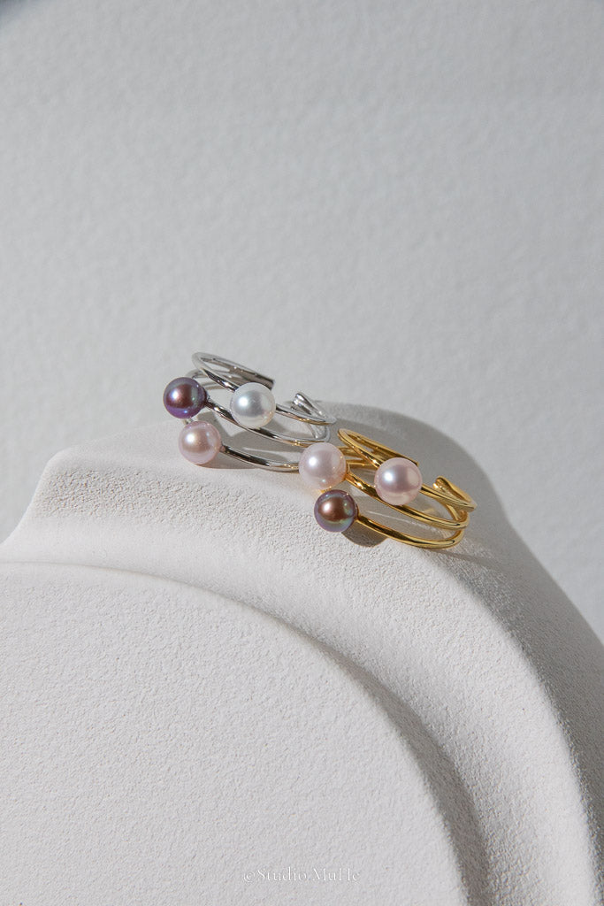 From Dawn to Dusk — Multicolour Freshwater Pearl Trio Ring