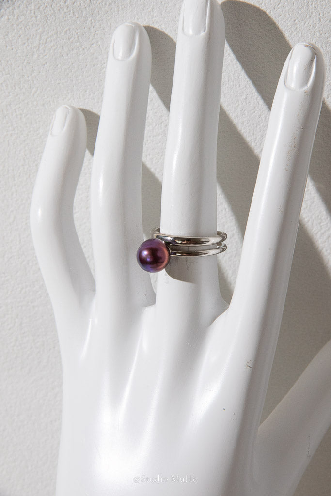 Two Sides of the Sky — Natural Two-Tone Freshwater Pearl Ring
