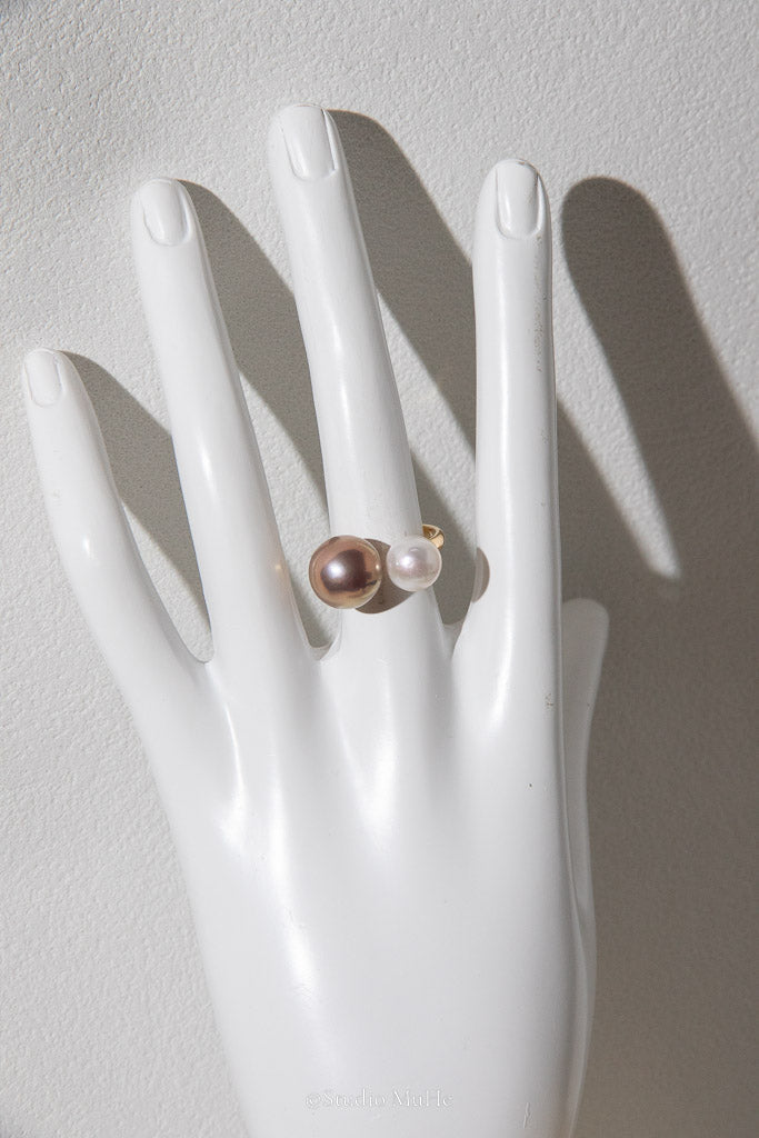 First Impression — White & Metallic Brown Freshwater Pearl Duo Ring